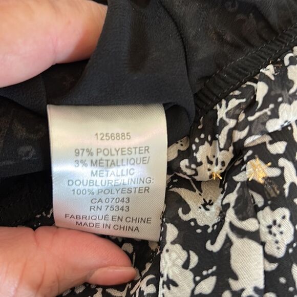 Rachel Zoe black gray metallic long sleeve floral blouse Size S NWOT - Picture 10 of 11